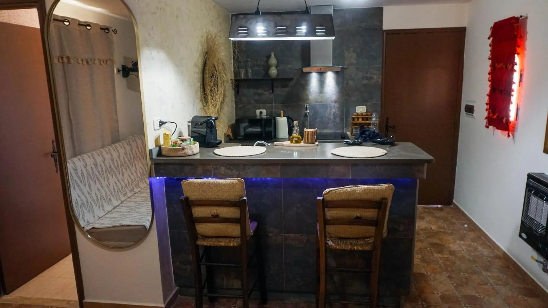 Cozy Studio With Rooftop Terrace & Cityscape Views Le Bardo