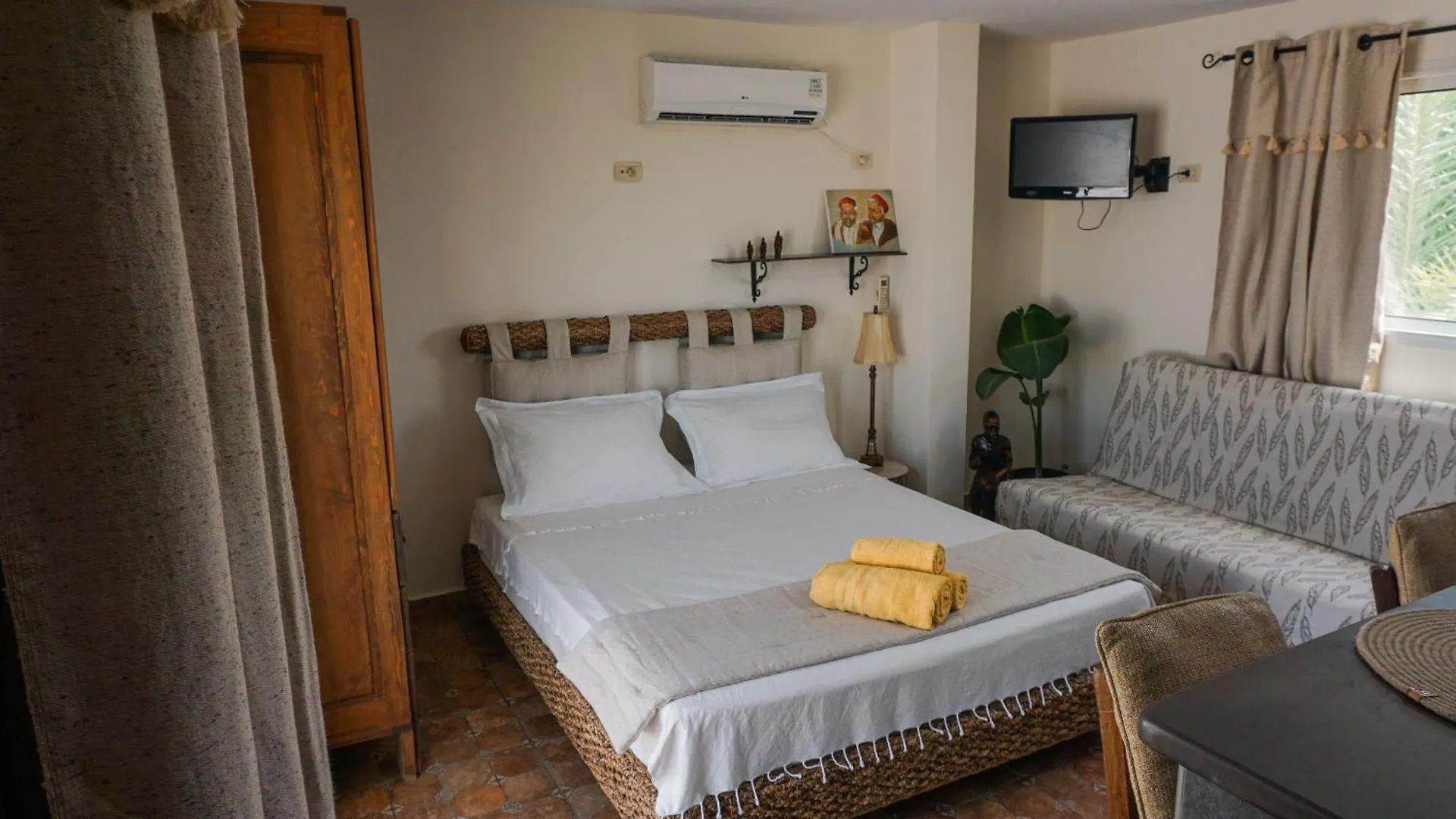 Cozy Studio With Rooftop Terrace & Cityscape Views Le Bardo 0*,  Tunisia